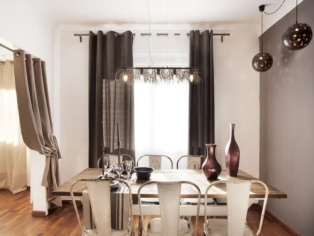 Hotel Bcn Planeta Apartment Barcelona