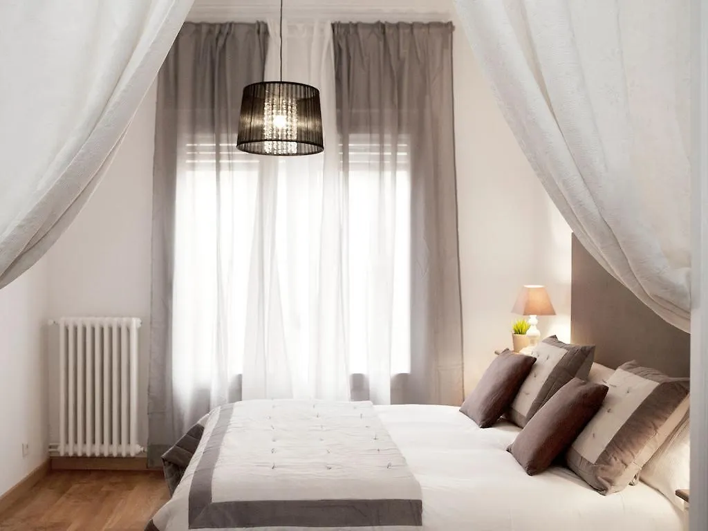 **** Hotel Bcn Planeta Apartment Espagne